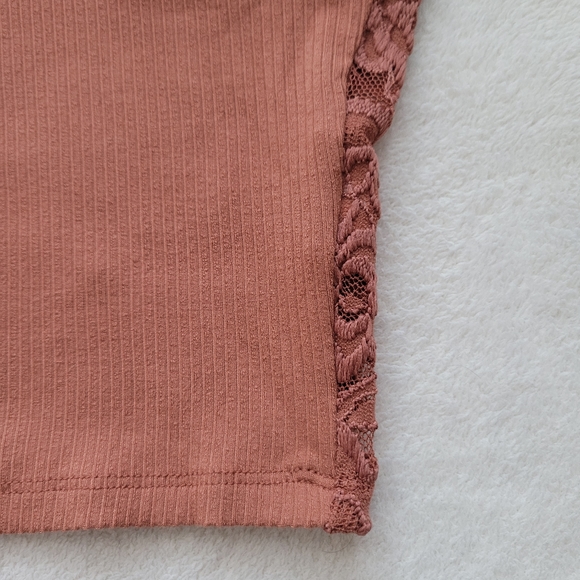 Aero | Crop Halter Lace Back Tank Top NWT Women's Medium Rust Color - Picture 11 of 12